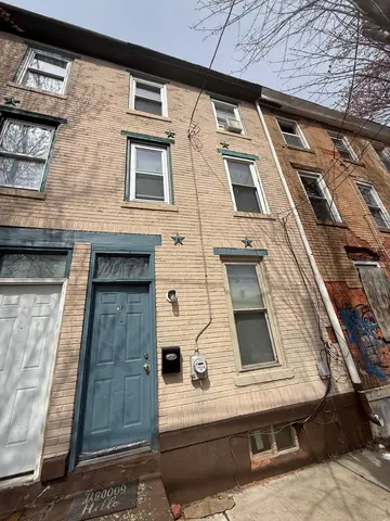 3BR/1BA Single family in Camden, NJ