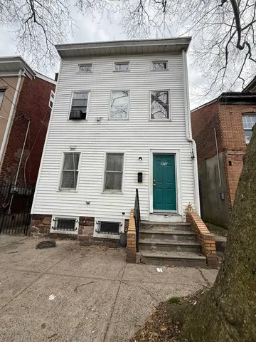 3BR/2BA Single family in Trenton, NJ