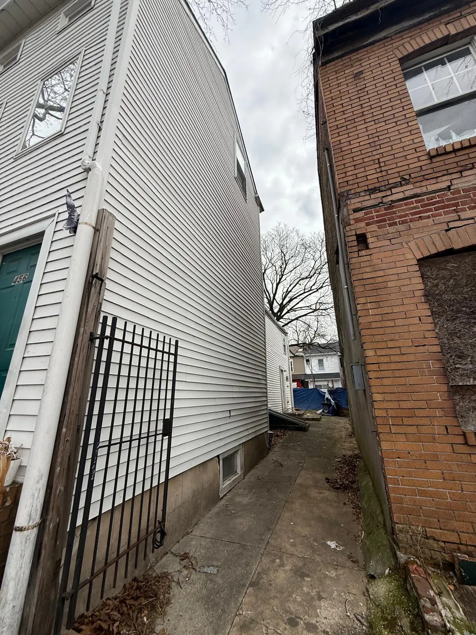 2BR/2BA Duplex in Camden, NJ